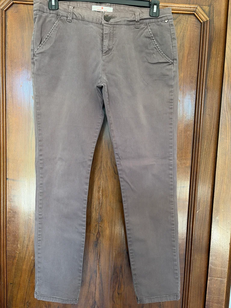 Chino femme